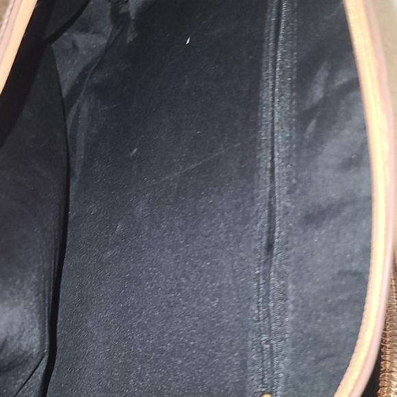 Womens rose gold small carry bag - Picture 5 of 9